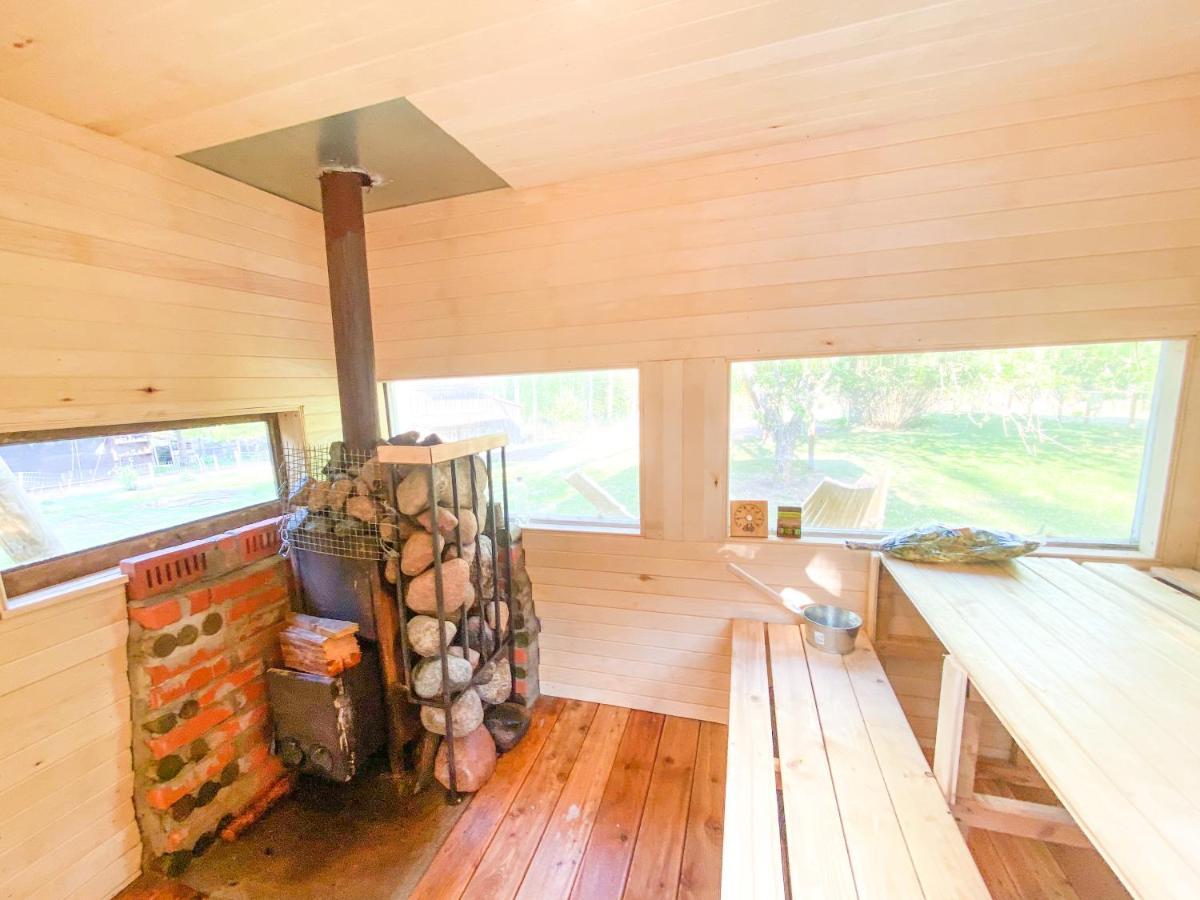 Private Farm Jakuzzi Sauna In The Forest Talsi Exterior foto