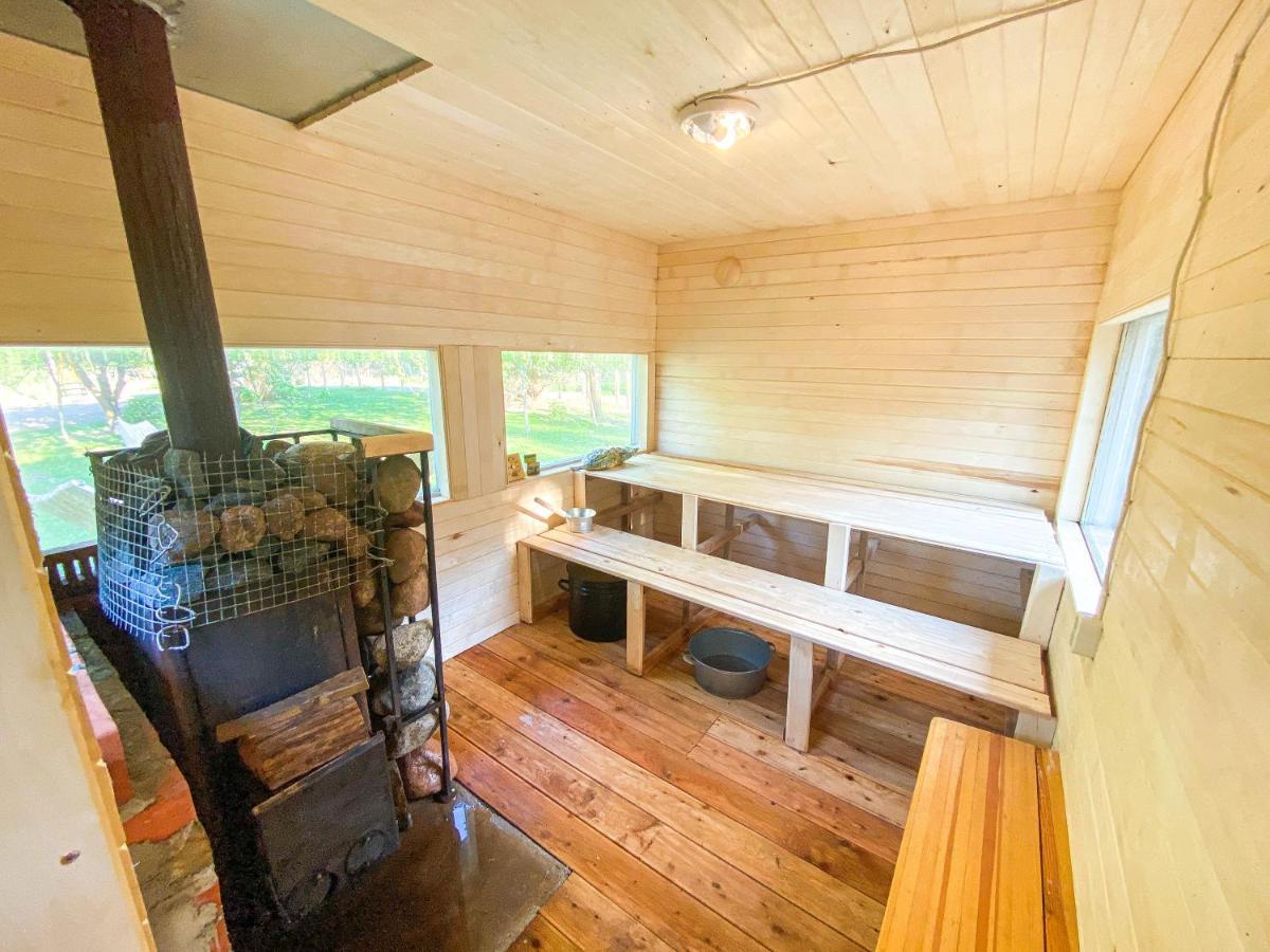 Private Farm Jakuzzi Sauna In The Forest Talsi Exterior foto